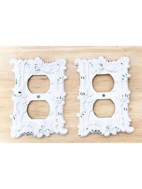 Vintage Amertac 60D Floral (Antique Cream) Outlet Wall Plates Lot Of 2